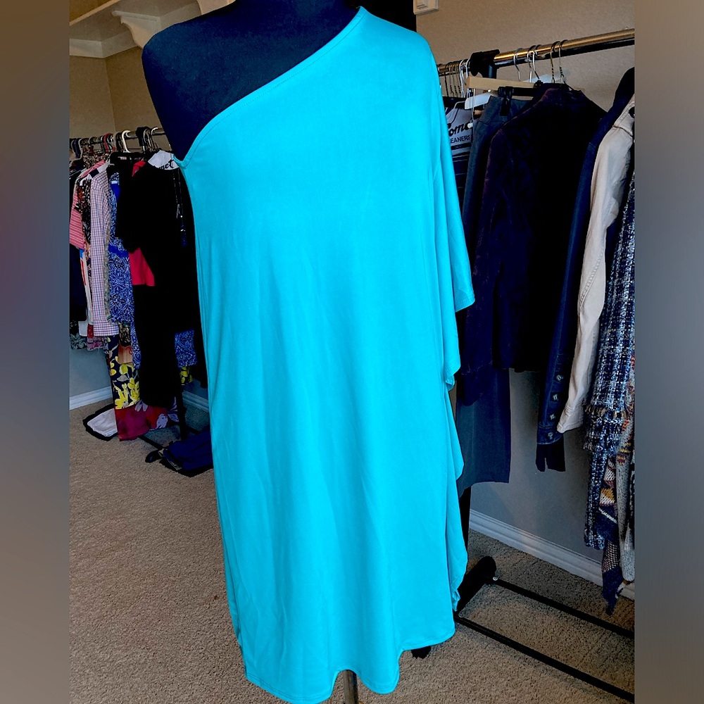 NWOT ZigZag Stripe green one shoulder dress